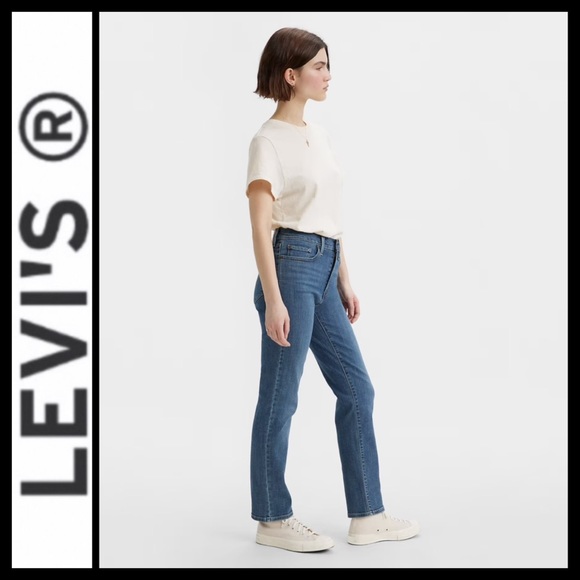 NWOT Levi’s 724 High Rise Straight Jeans - Picture 3 of 13